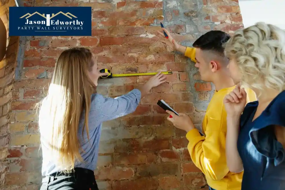 What are the responsibilities of a party wall surveyor Wath-upon-Dearne?